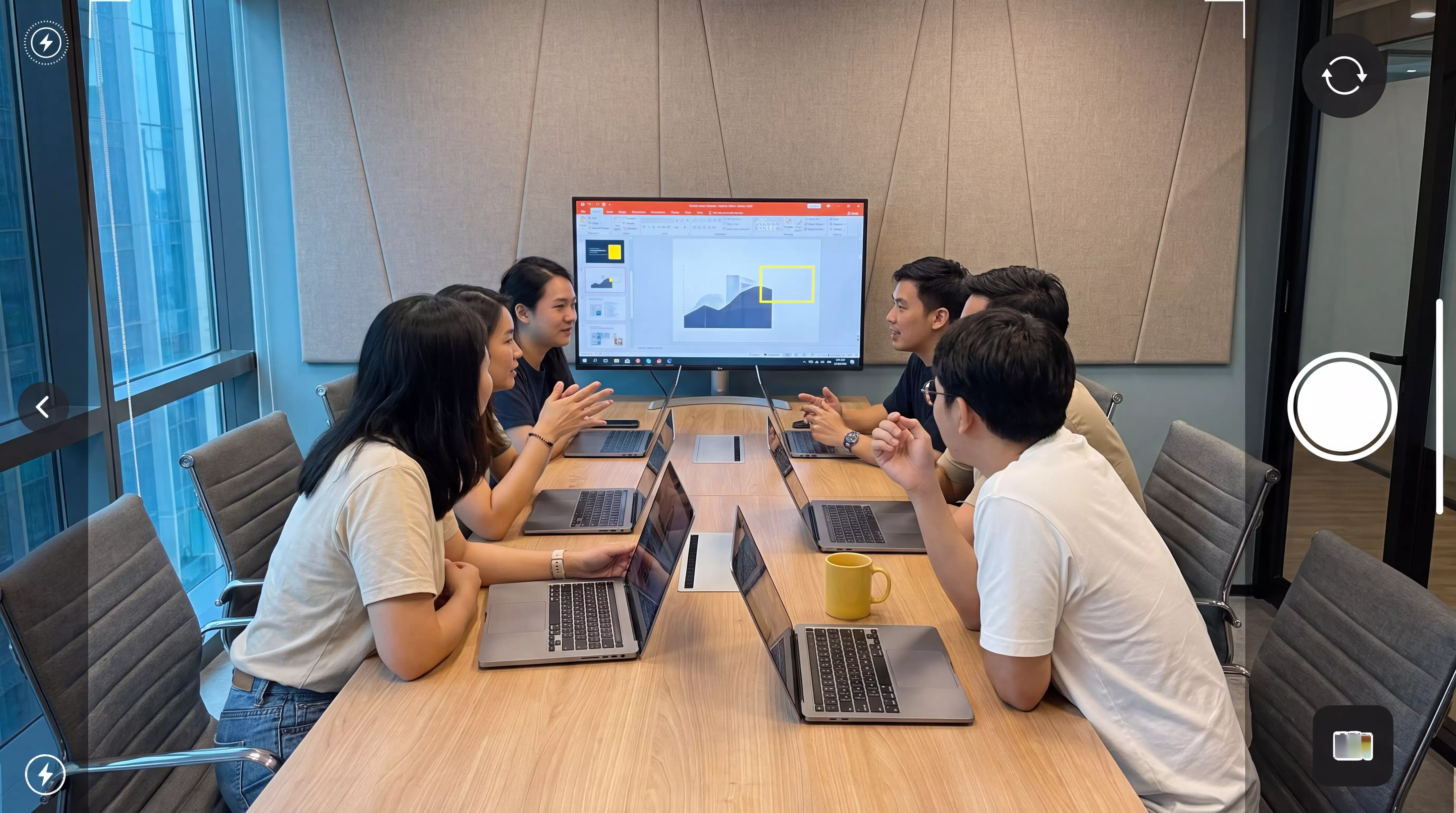Hybrid meeting with a Thai team